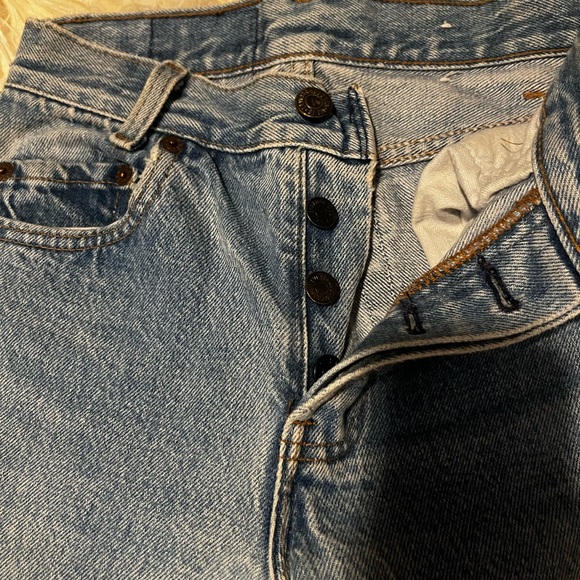 Super rare tiny vintage 701 Levi’s. Student fit. - Picture 7 of 9